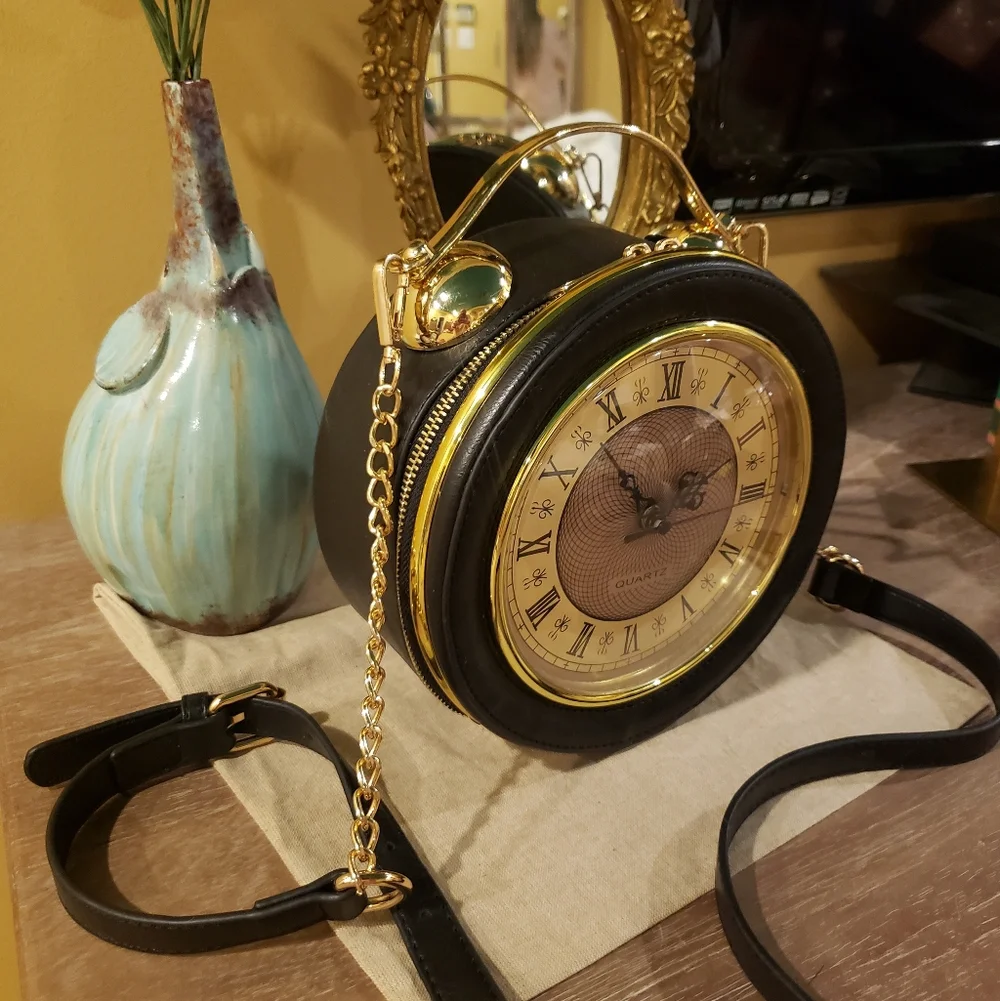 Quartz Retro Gold Clock Handbag w/ Crossbody Strap